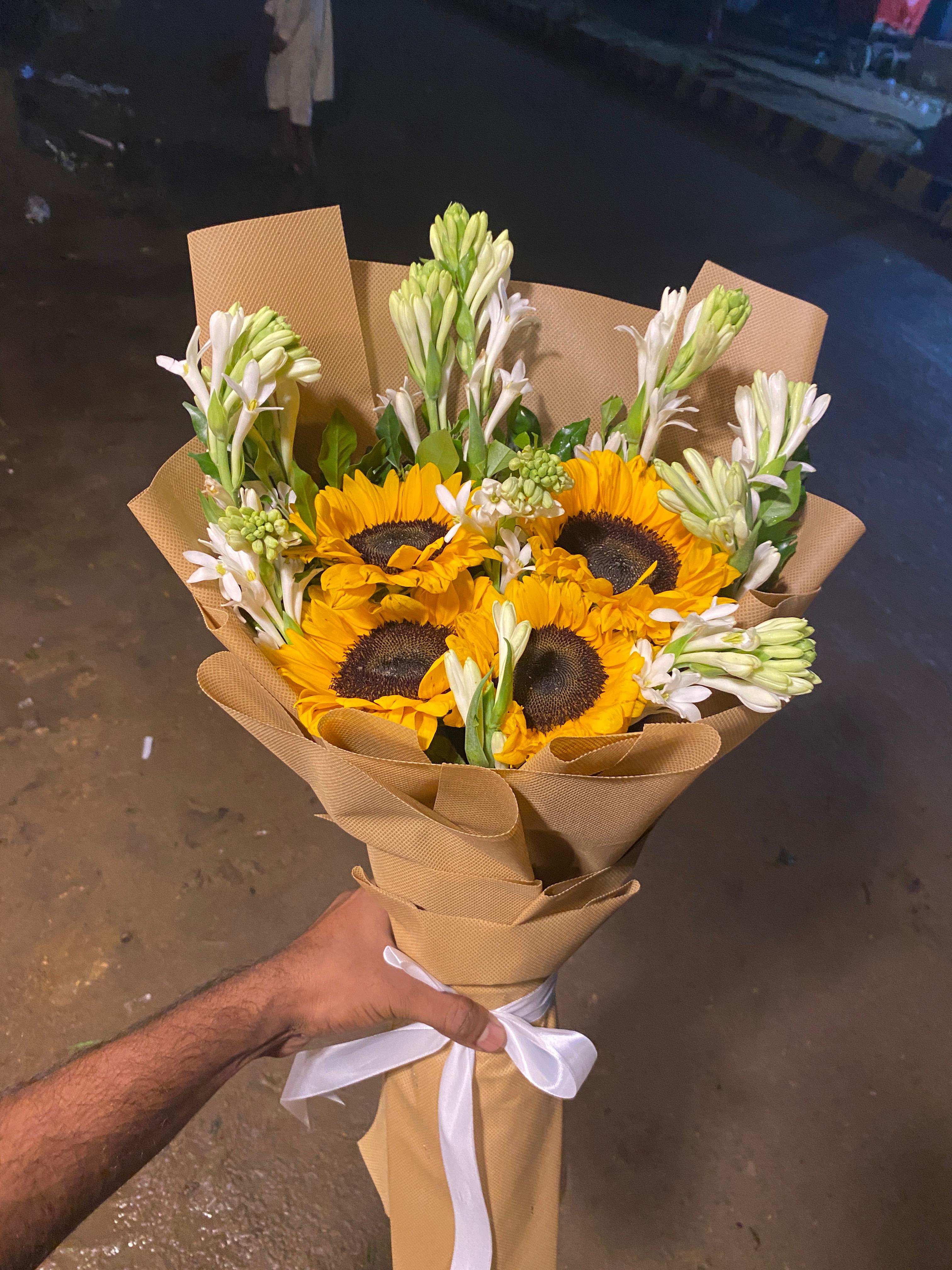 Sunflower and Tuberose Elegant Bouquet