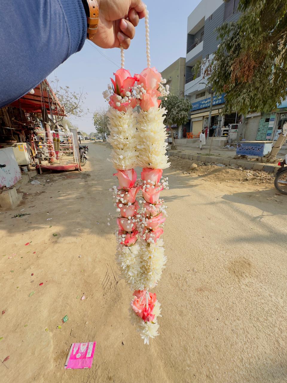Peach Rose and White Mum Wedding Flower Garland (Jora)