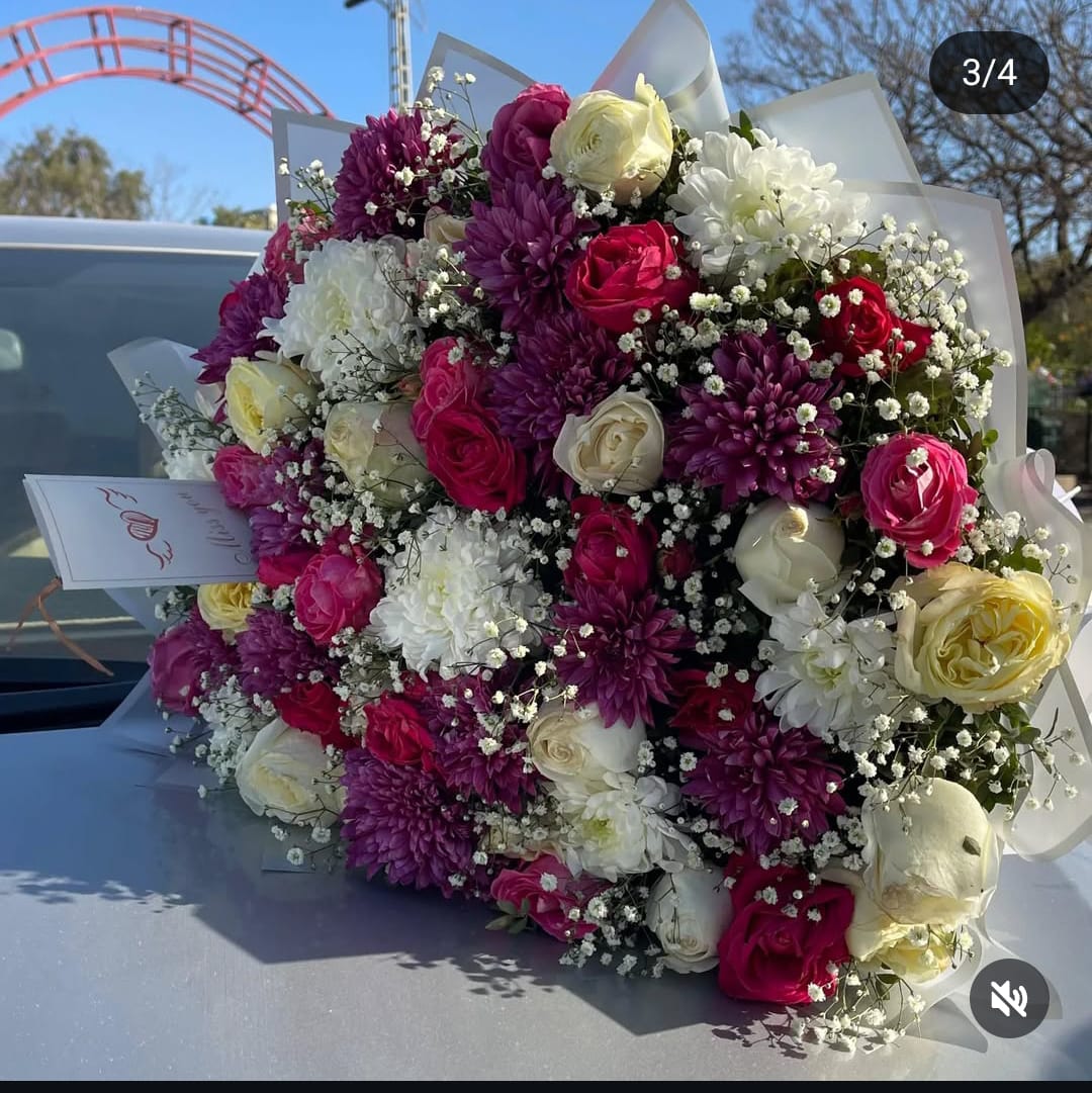 Mixed Roses and Chrysanthemums Luxury Bouquet