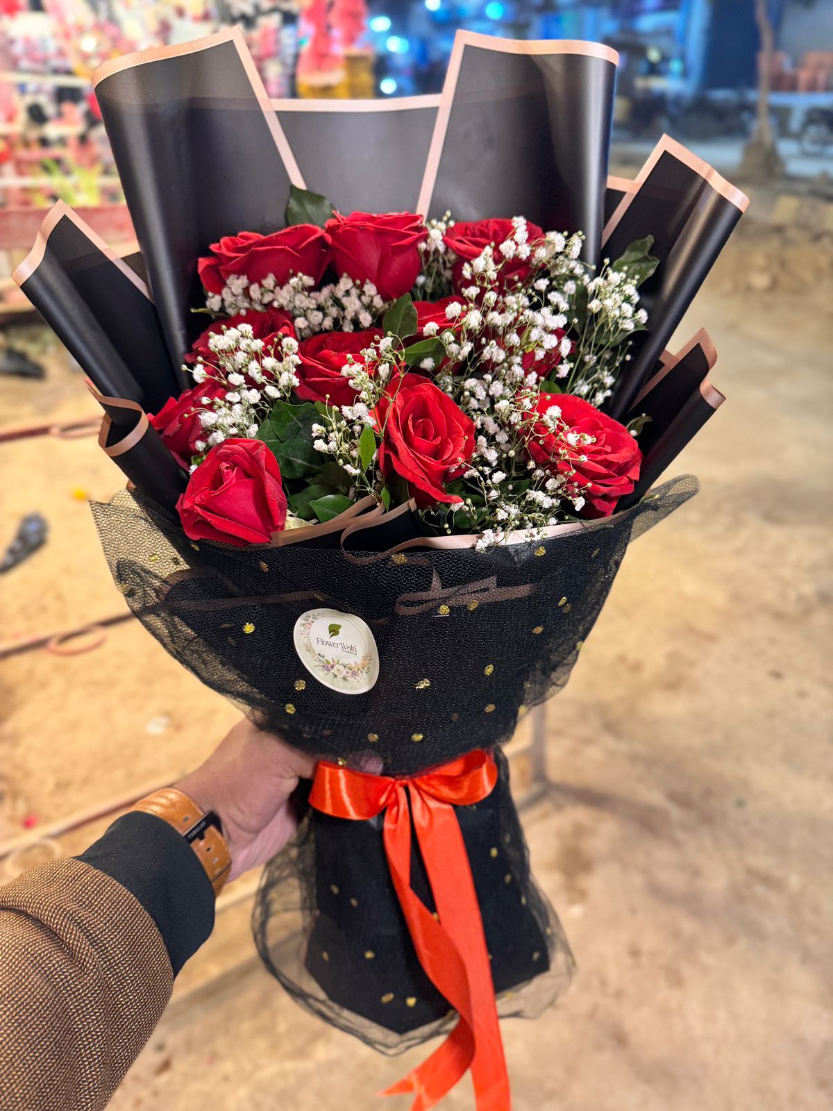 Elegant Red Roses Bouquet